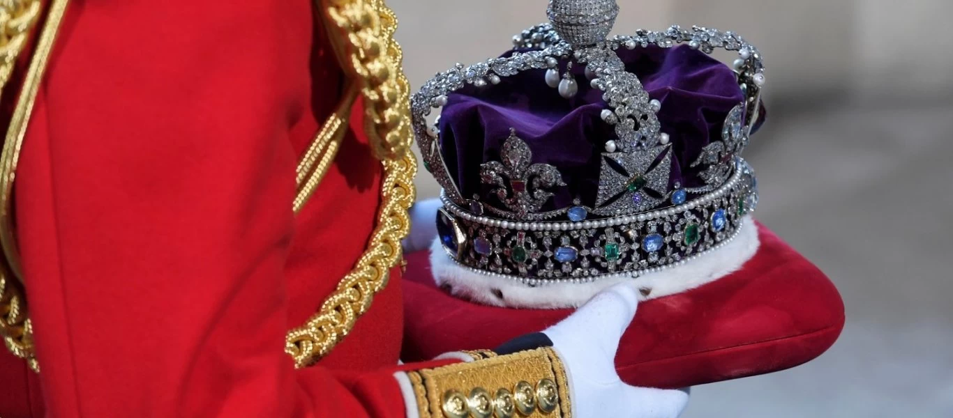 Αυτή είναι η σειρά διαδοχής στον βασιλικό θρόνο της Αγγλίας - Τι θα συμβεί όταν (και αν) αποχωρήσει η βασίλισσα Ελισάβετ